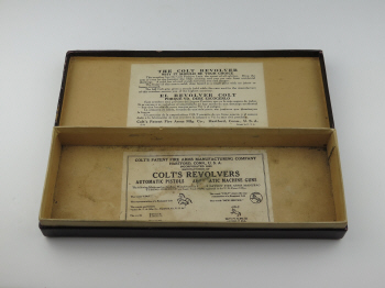 Colt-1929-police-positive-special tatrget-22 interior of box